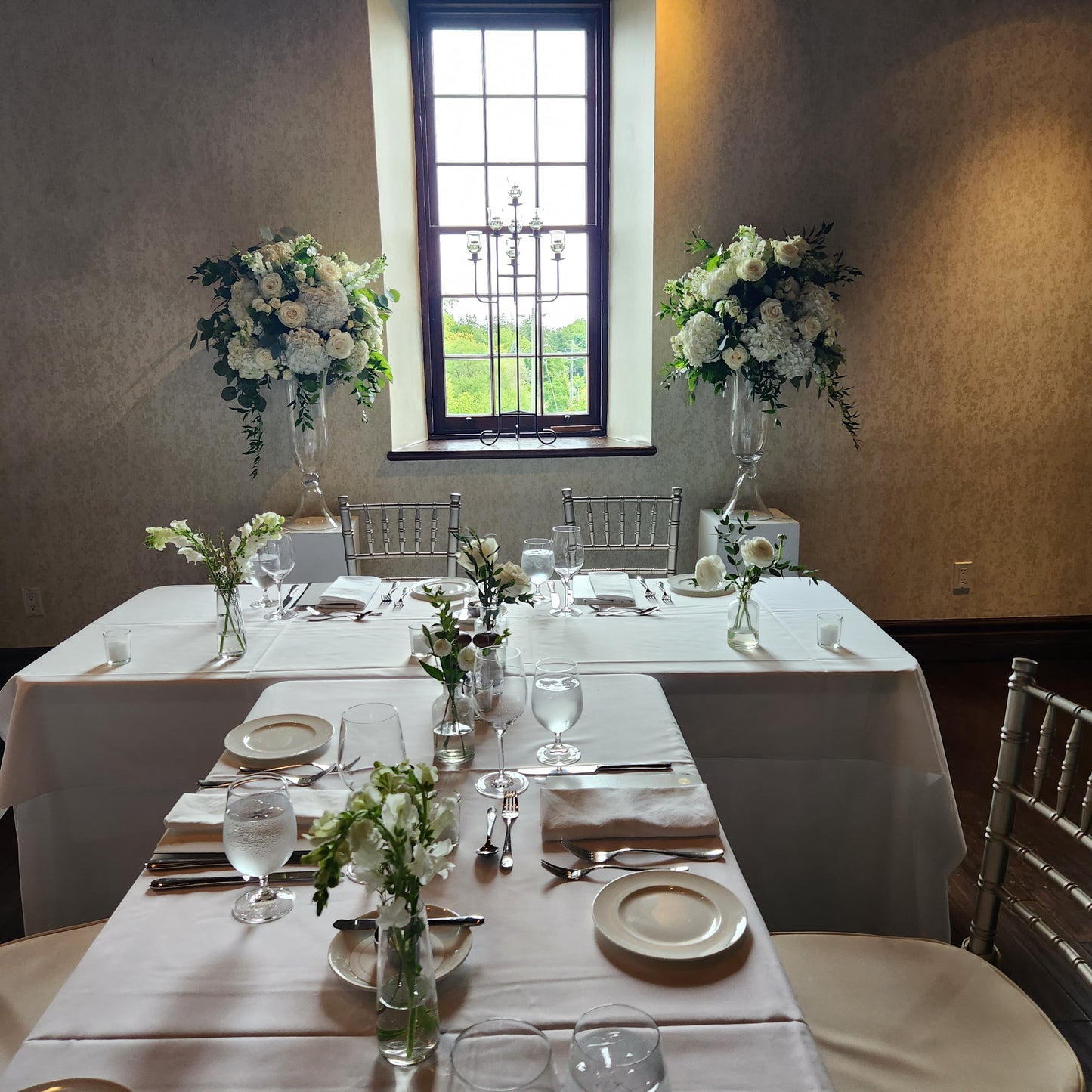 Full service ceremony decor