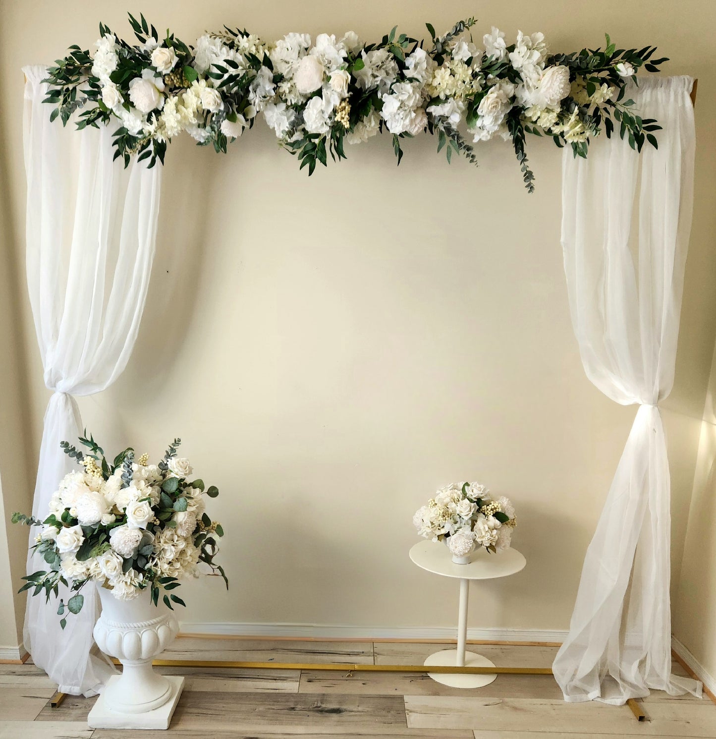 Champagne Classic Arch